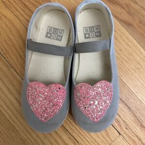 Bonton heart shoes EU28